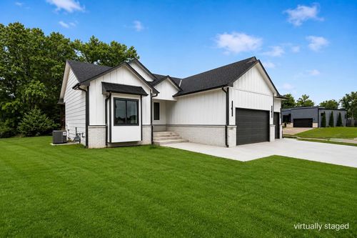 1203 E Maywood Ct, Wichita, KS, 67216-3474 | Card Image