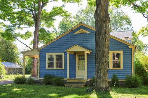 79 S Parsonage St, Rhinebeck, NY, 12572-1816 | Card Image
