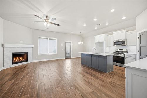 1300 Colonial Ave, Tuttle, OK, 73089 | Card Image