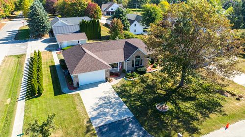 5389 William Dr, Lexington, MI, 48450-8864 | Card Image