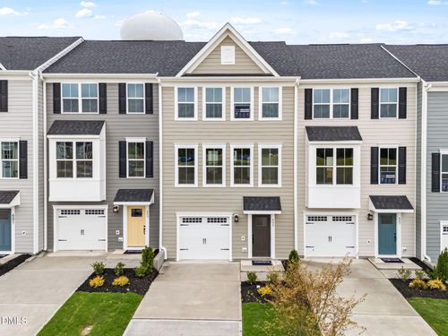 605 Silverado Sunset Loop, Wendell, NC, 27591-4450 | Card Image