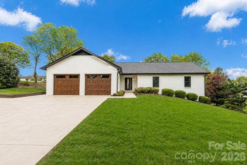 3730 Club House Dr Ne, Conover, NC, 28613-9456 | Card Image