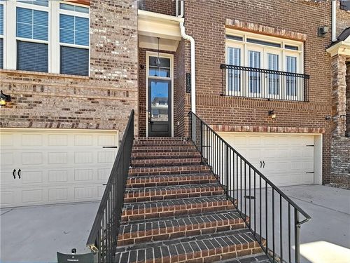 2142 Coventry Dr, Brookhaven, GA, 30319-4121 | Card Image