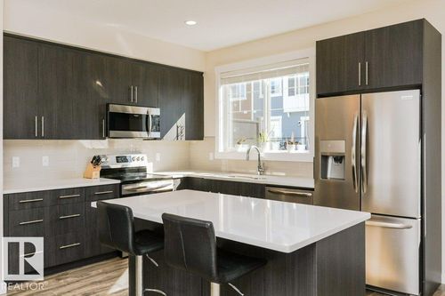 8530 94 St, Fort Saskatchewan, AB, T8L0V8 | Card Image