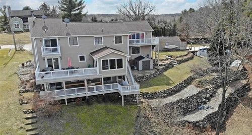 758 Eagle Hl, Ortonville, MI, 48462-9092 | Card Image