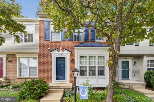 4247 Vals Way, DUMFRIES, VA, 22025-1140 | Card Image
