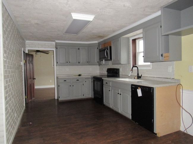 815 High Rd, House other with 4 bedrooms, 2 bathrooms and 2 parking in Dunbar PA | Image 7