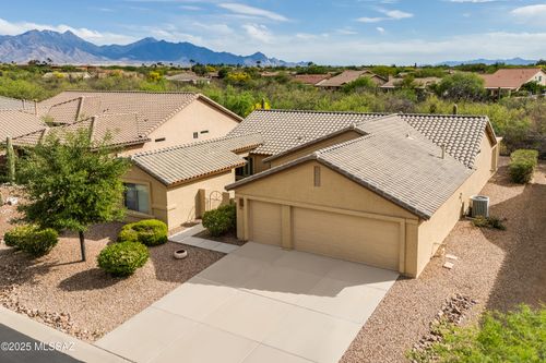 1986 E Orinda Ln, Green Valley, AZ, 85614-6340 | Card Image