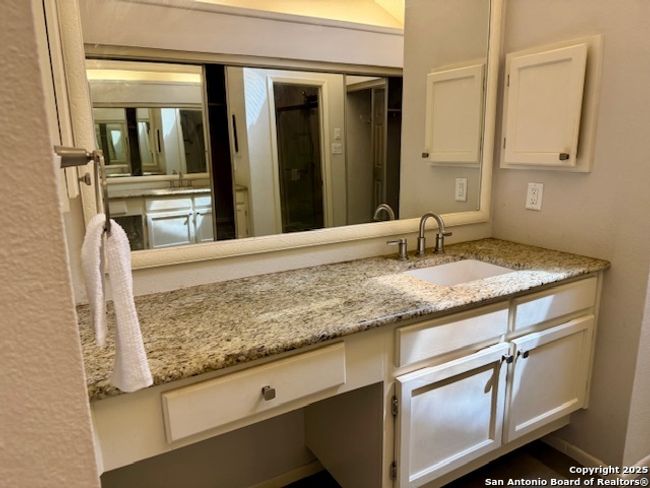 5739 Spring Moon St, House other with 2 bedrooms, 2 bathrooms and null parking in San Antonio TX | Image 19