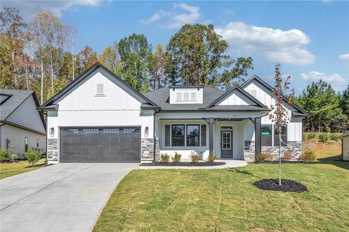 108 Shale Dr, Central, SC, 29630-9001 | Card Image