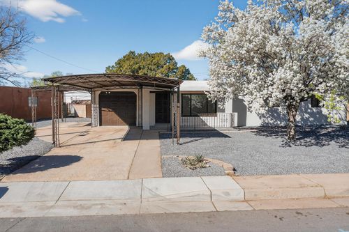 1401 Rhode Island St Ne, Albuquerque, NM, 87110-6063 | Card Image
