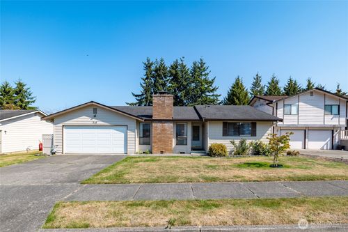 318 N 18th Pl, Mount Vernon, WA, 98273-3533 | Card Image