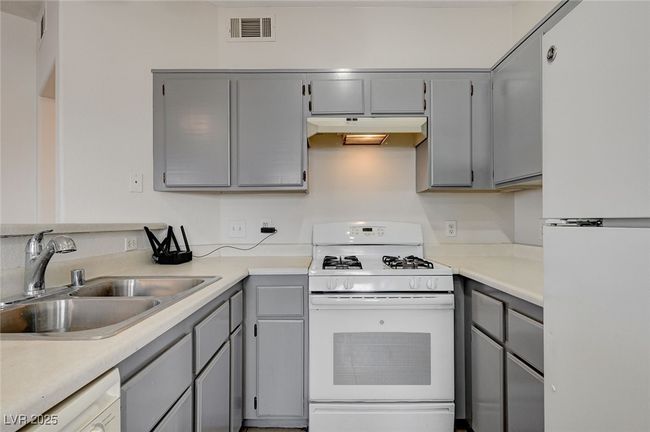 1135 - 1881 W Alexander Rd, Condo with 2 bedrooms, 2 bathrooms and null parking in North Las Vegas NV | Image 10