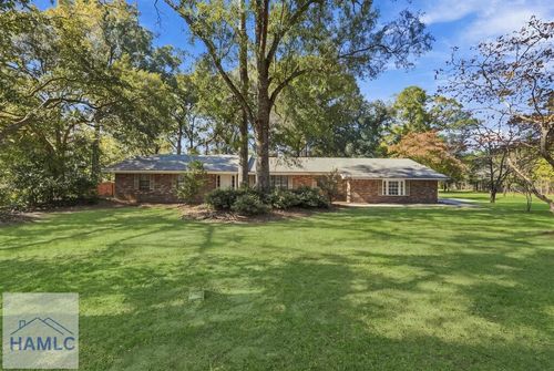 30 Buck Cir, Hinesville, GA, 31313-6611 | Card Image