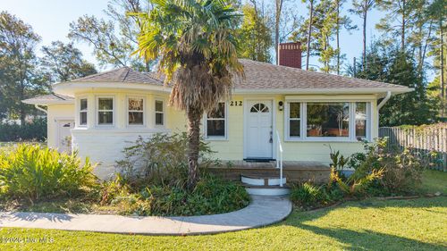 212 George St, Beaufort, NC, 28516-1610 | Card Image