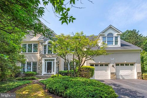 12691 Fox Woods Dr, Oak Hill, VA, 20171-4901 | Card Image