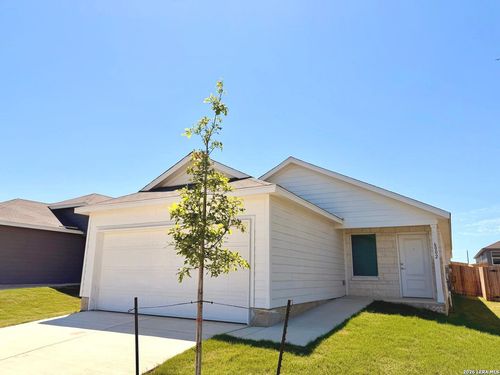 6002 Slayton Way St, San Antonio, TX, 78207 | Card Image