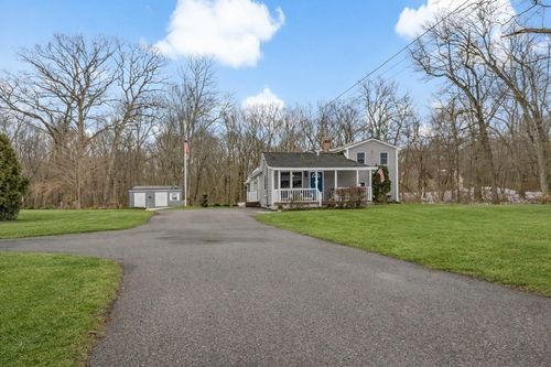 702 Arcade Avenue, Seekonk, MA, 02771 | Card Image