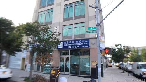 205-6402 8th Ave, Brooklyn, NY, 11220-5566 | Card Image