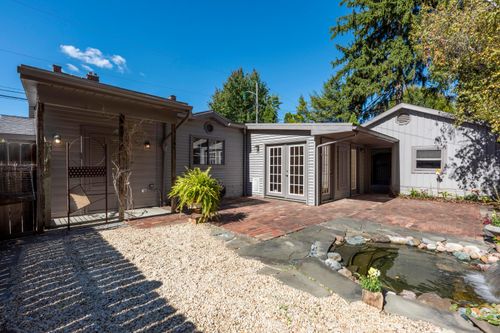 320 E Columbus St, Columbus, OH, 43206-2287 | Card Image