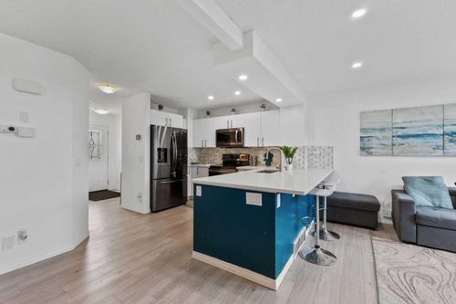 205 Luxstone Pl Sw, Airdrie, AB, T4B3C1 | Card Image