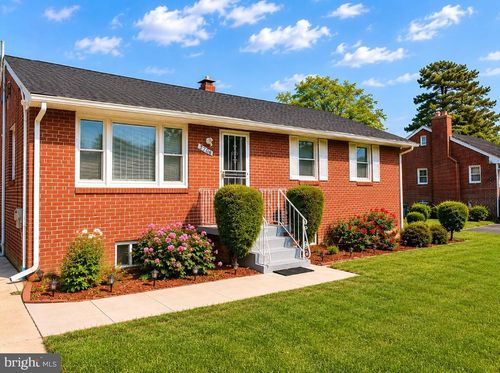 5706 Camp Springs Ave, TEMPLE HILLS, MD, 20748-2506 | Card Image