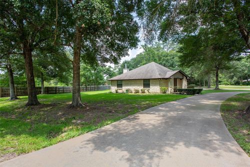 33507 Cripple Creek Dr, Pinehurst, TX, 77362-3987 | Card Image