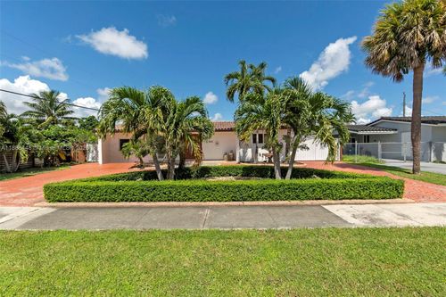 9625 Sw 47th St, Miami, FL, 33165-5869 | Card Image