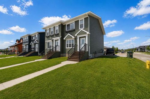 7311B 44b Ave, Camrose, AB, T4V5E2 | Card Image