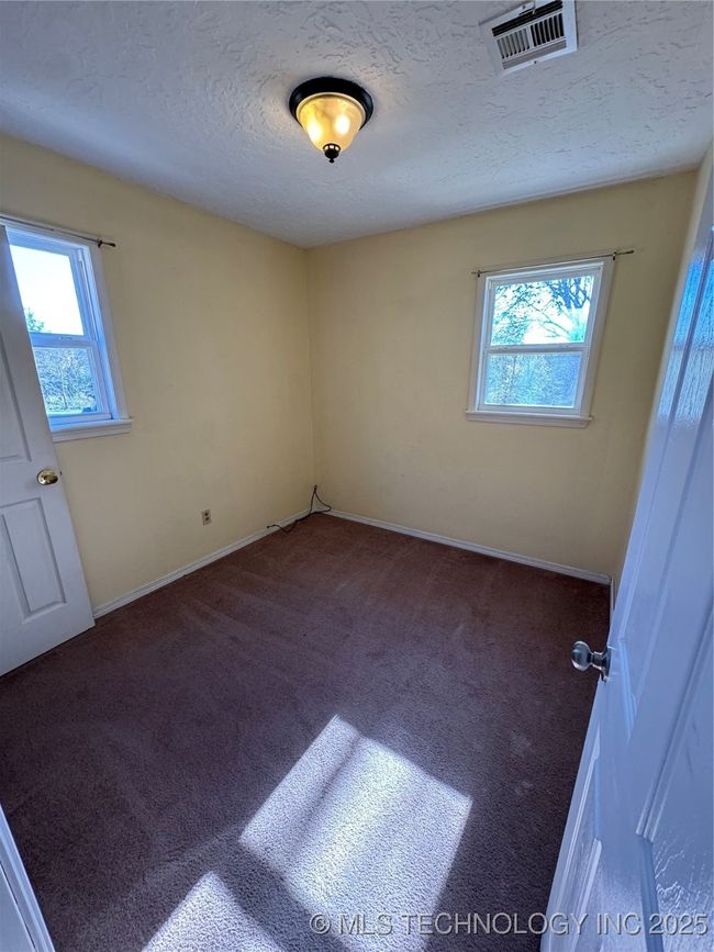 14274 W Clyde Maher Rd, House other with 3 bedrooms, 1 bathrooms and null parking in Tahlequah OK | Image 9