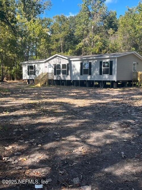 45700 Jones Way, Callahan, FL, 32011-8821 | Card Image