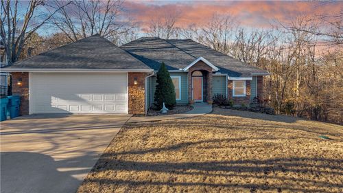 21 Pennine Ln, Bella Vista, AR, 72714-5901 | Card Image