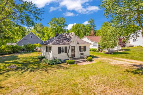 7386 Willow Ct, Lexington, MI, 48450-8925 | Card Image
