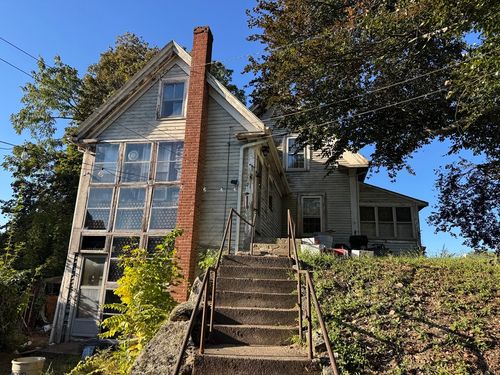 55 Cedar St, Weymouth, MA, 02189-2953 | Card Image
