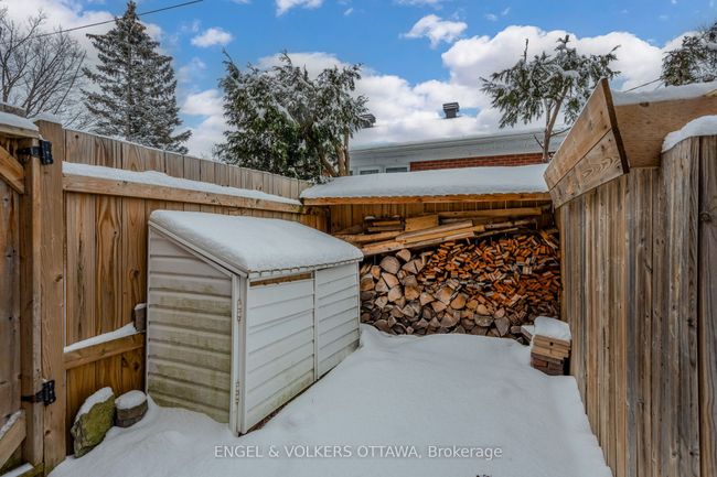 797 Hamlet Rd, House other with 2 bedrooms, 2 bathrooms and 2 parking in Ottawa ON | Image 40