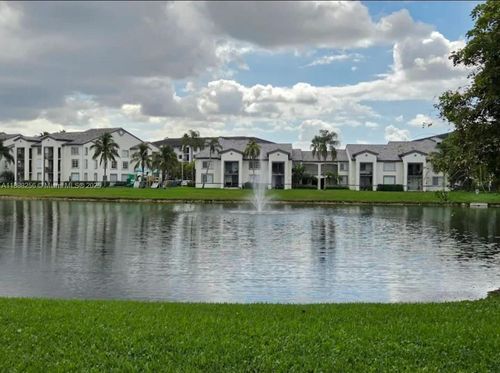 10-4520 Nw 107th Ave, Doral, FL, 33178-1874 | Card Image