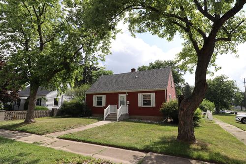 1102 Lafayette St, Valparaiso, IN, 46383 | Card Image