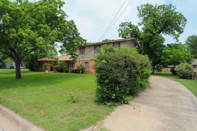 Front Driveway | Image 24