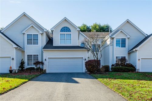 295 Sanctuary Dr, East Greenwich, RI, 02818-2077 | Card Image