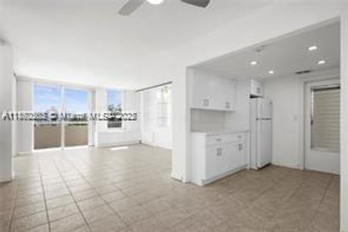 apt-5c-7735 Abbott Ave, Miami Beach, FL, 33141-2347 | Card Image