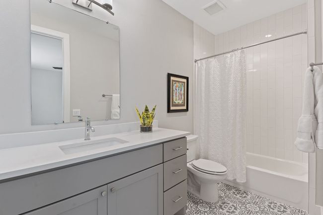 Bath for Secondary Bedroom on 3rd Floor | Image 29