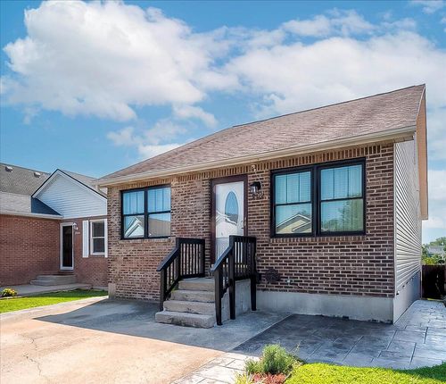 202 Strawberry Ct, Nicholasville, KY, 40356-2364 | Card Image