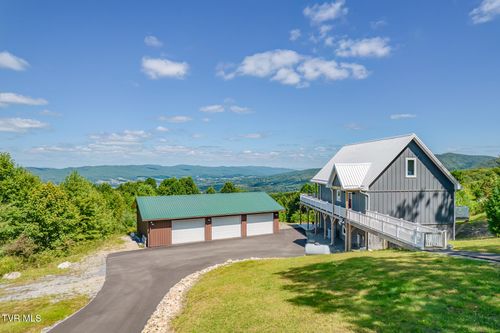 384 Cross Mountain Dr, Shady Valley, TN, 37688-5385 | Card Image