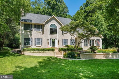 22 Stonebridge Dr, Hockessin, DE, 19707-9182 | Card Image