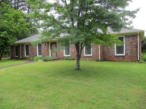 1325 Duntreath Cir, Florence, AL, 35630-2557 | Card Image