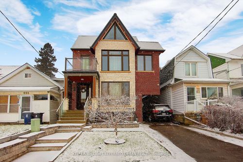 lower-253 Cedarvale Ave, East York, ON, M4C4K3 | Card Image