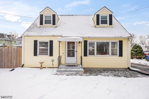 44 N 1st Ave, Mine Hill, NJ, 07803-2311 | Card Image