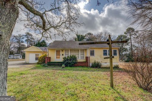 908 Nelson St, JACKSON, GA, 30233-2604 | Card Image