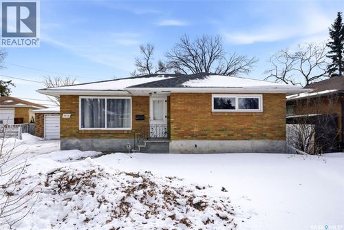 3213 Patricia Ave, Regina, SK, S4R3V8 | Card Image