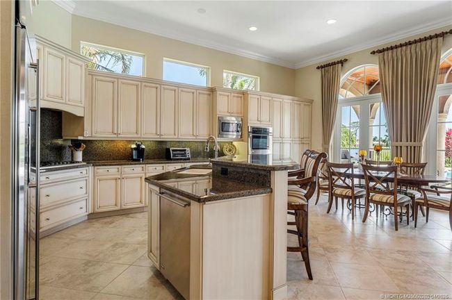 110 Se San Fratello, House other with 3 bedrooms, 5 bathrooms and 2 parking in PORT SAINT LUCIE FL | Image 16